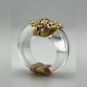 Vintage Inna Cytrine Paris Lucite Chrysanthemum Clamper Bracelet